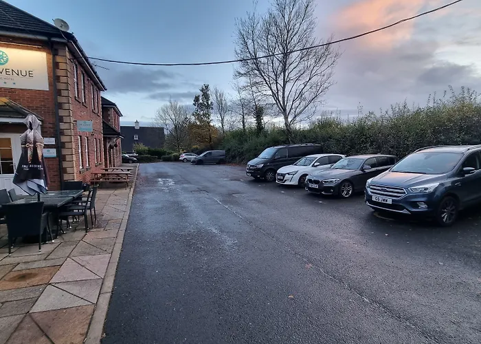 The Avenue Hotel Ltd